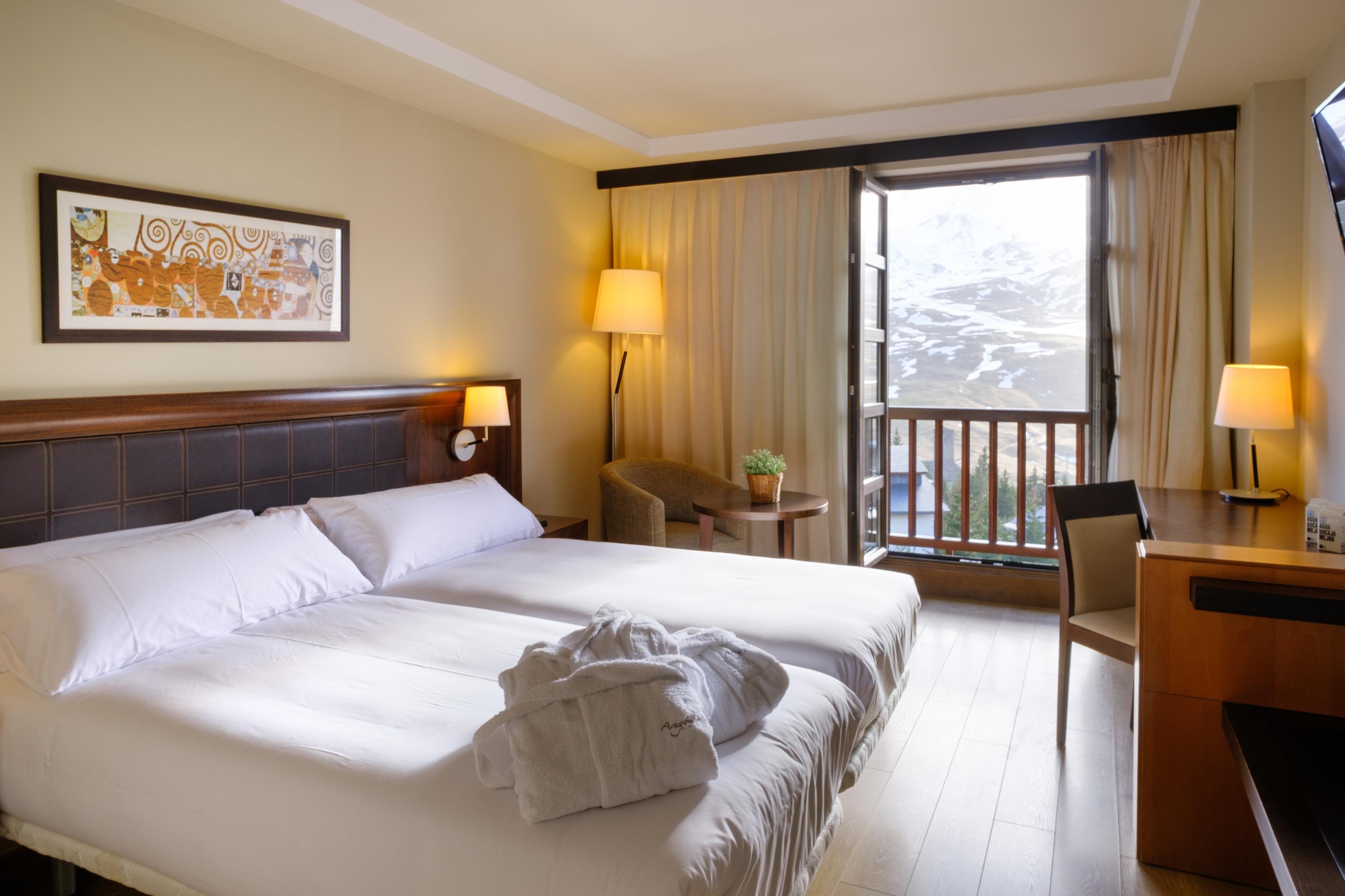Snoe Aragon Hills Otel Formigal Dış mekan fotoğraf