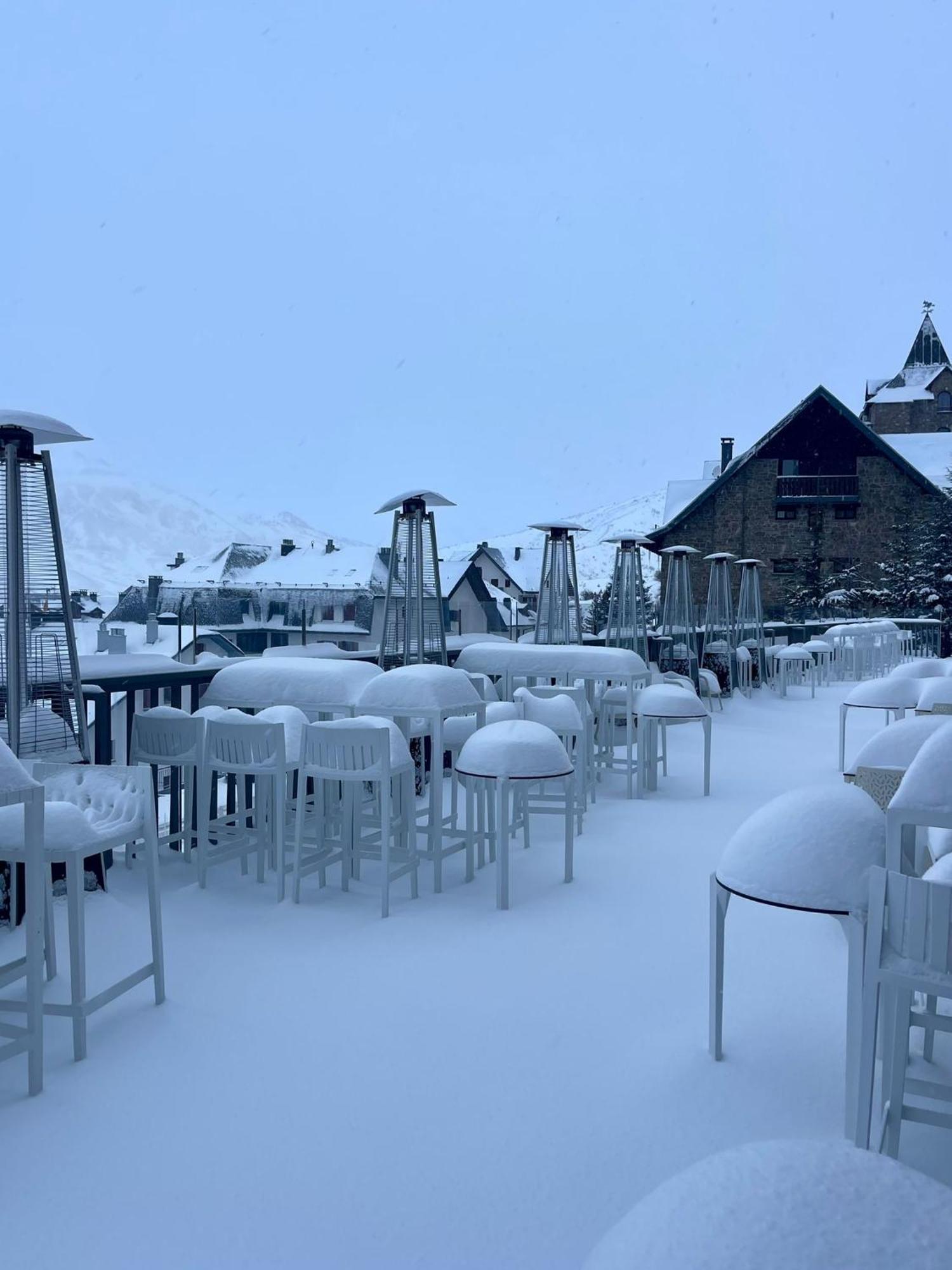 Snoe Aragon Hills Otel Formigal Dış mekan fotoğraf