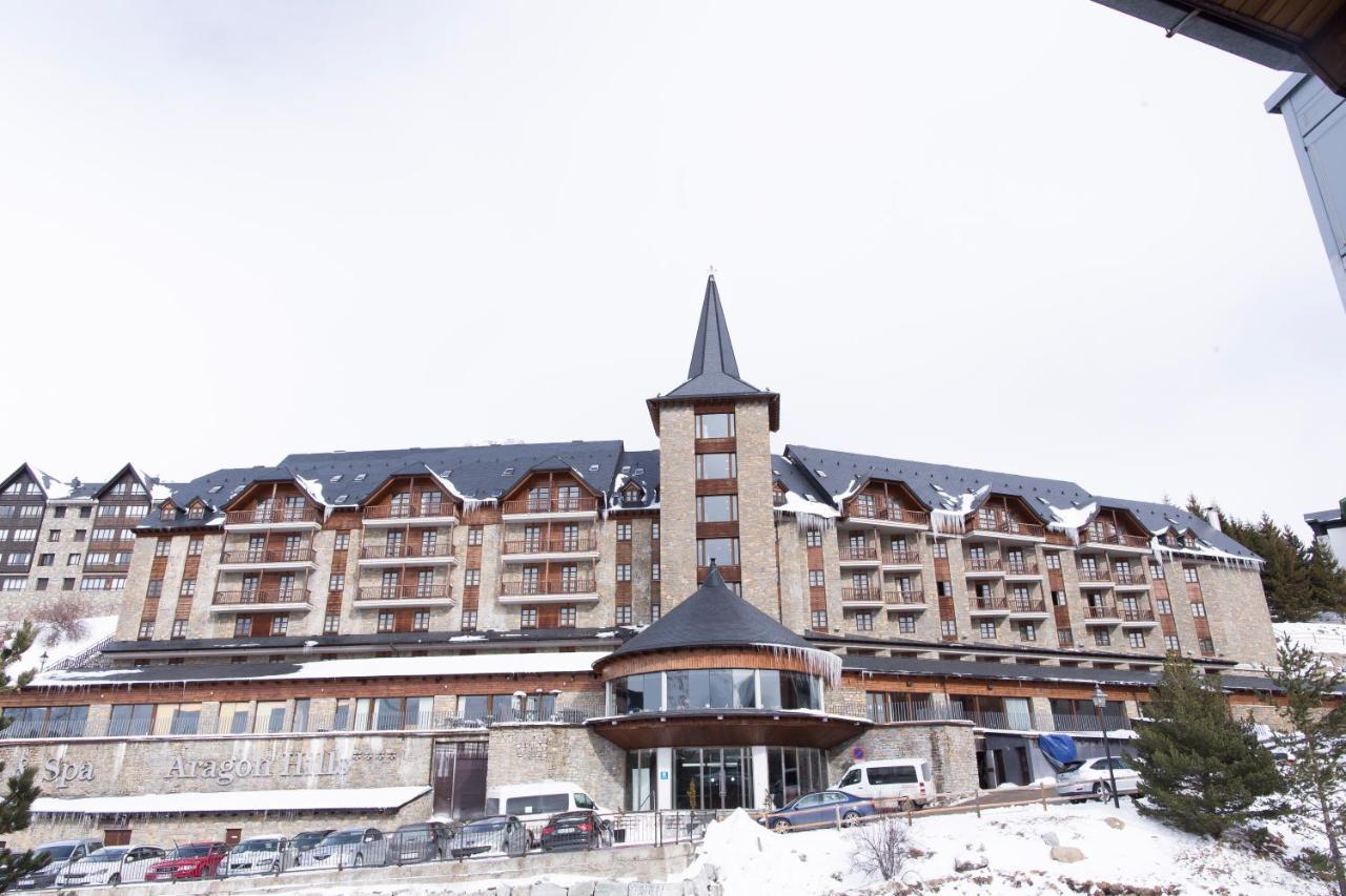 Snoe Aragon Hills Otel Formigal Dış mekan fotoğraf